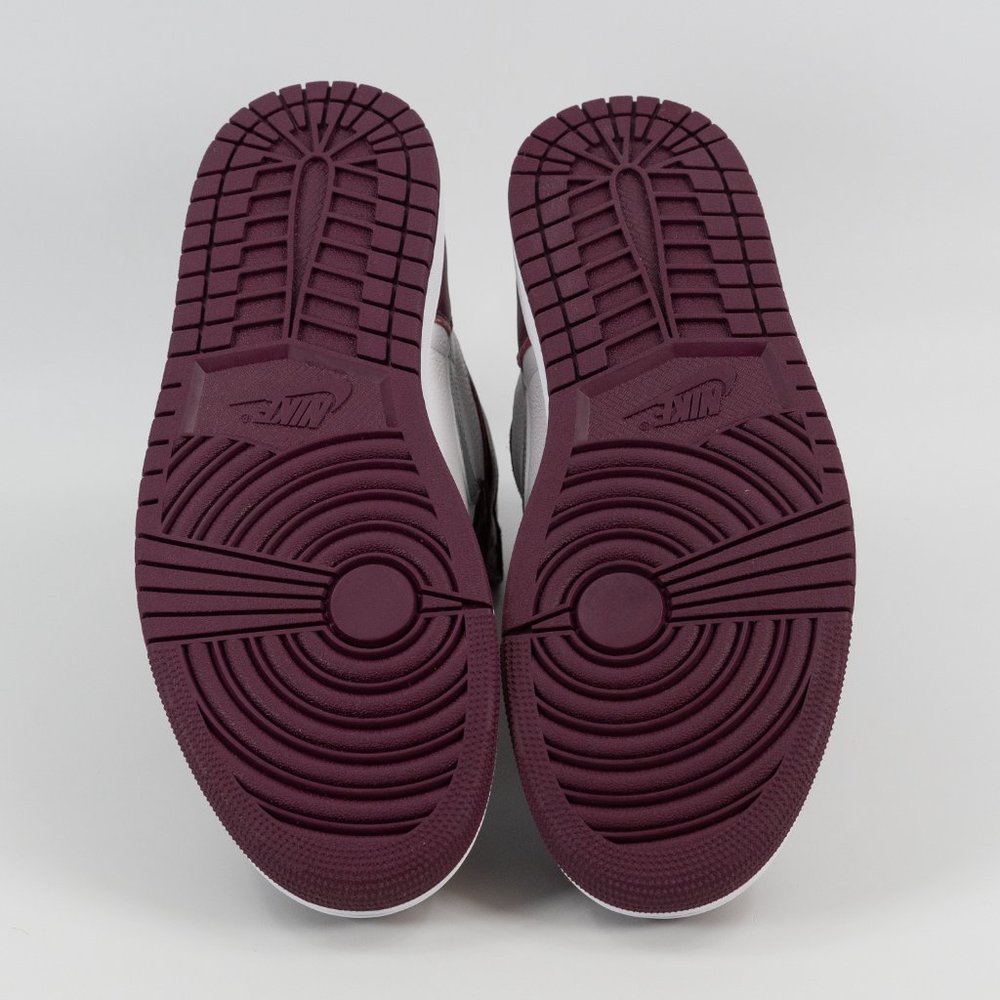 Air Jordan 1 Retro High OG 'Bordeaux' 555088-611 size 11.5 - Picture 8 of 9